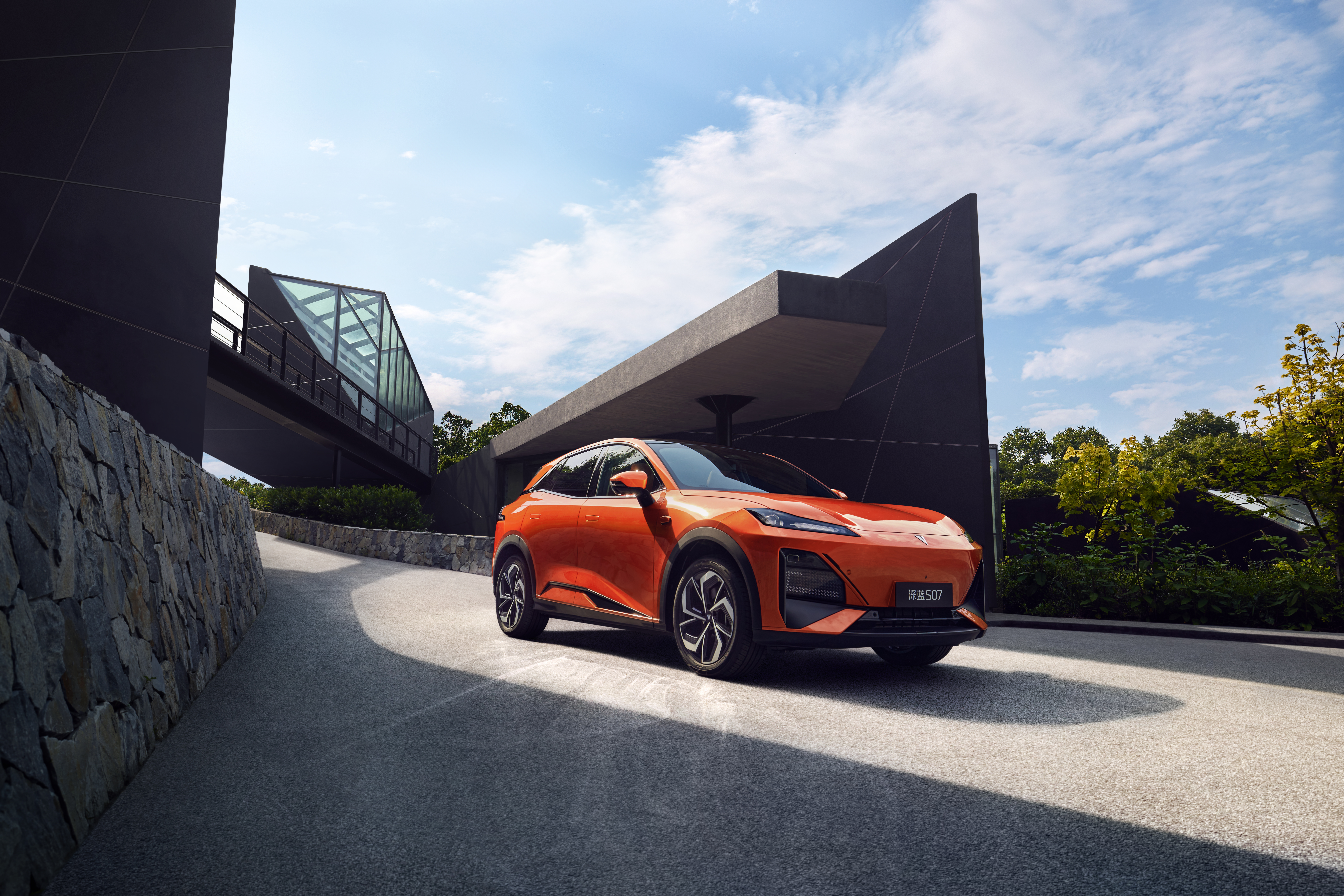 [Observatory] Beyond the Bass-Thumping Hype: Why the Deepal S07 Matters in Singapore’s Saturated Chinese EV Market