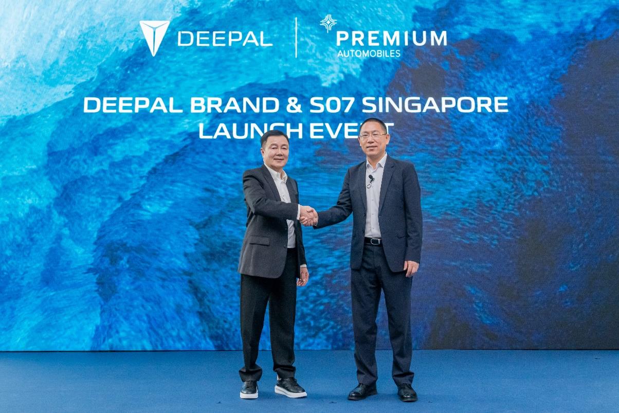 DEEPAL Celebrates Brand Launch in Singapore with Flagship S07 and Grand Showroom Opening